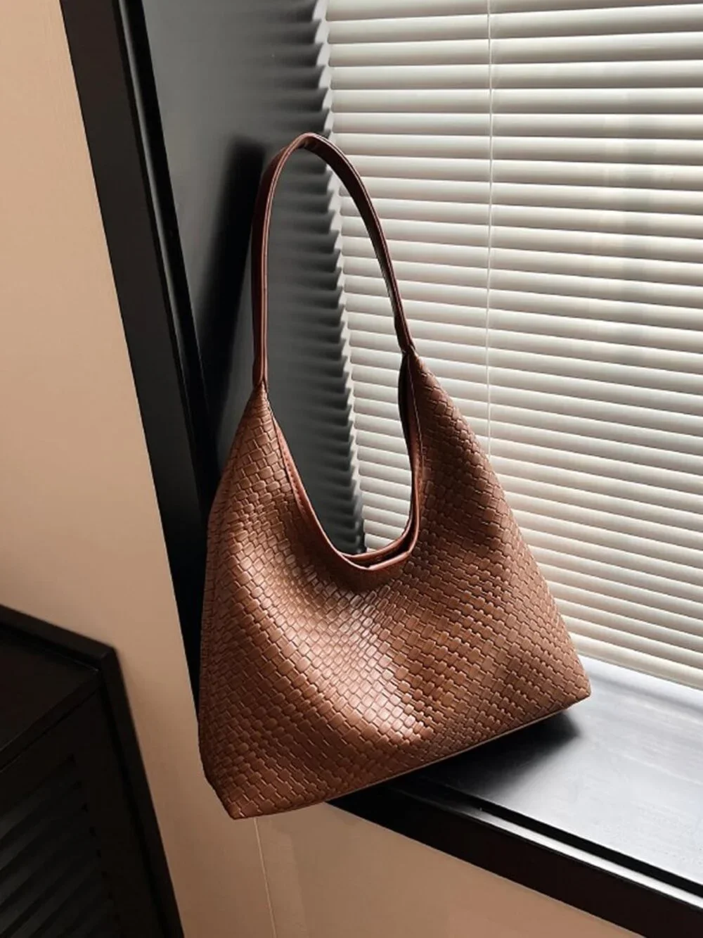 2026 Leather Tote Bag for Women Top-handle Shoulder Bag, Hobo Bags Large Capacit - Picture 5 of 6
